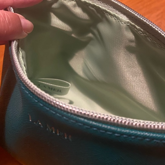 La Mer Cosmetic Bag - Picture 10 of 10